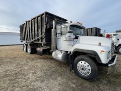 1997 MACK RD688S - Image 7