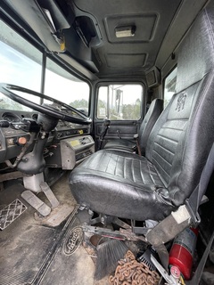 1997 MACK RD688S - Image 10