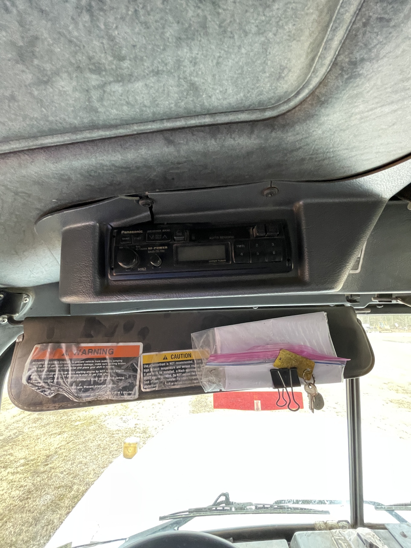 1997 MACK RD688S - Image 22