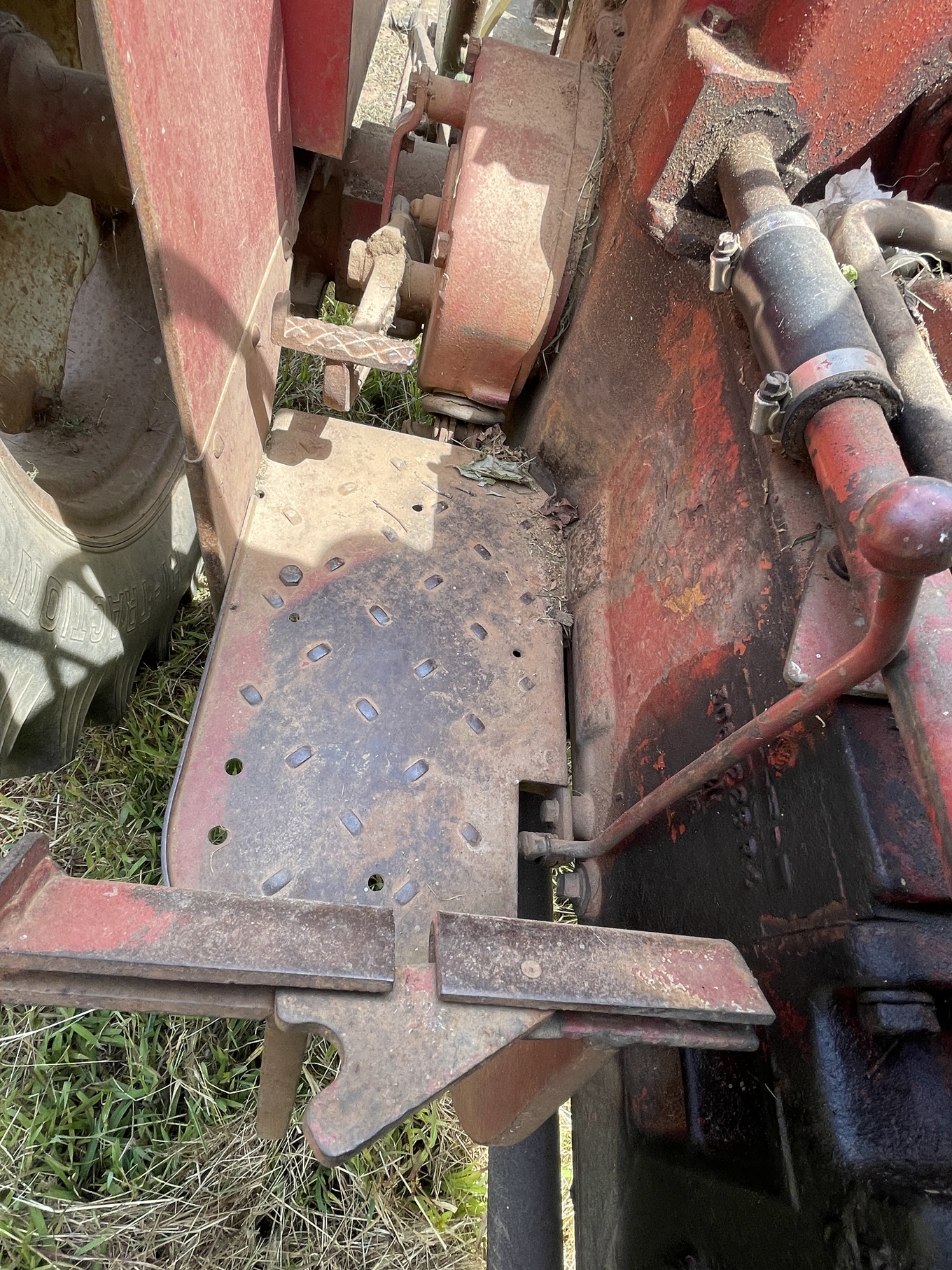 1969 INTERNATIONAL 444 - view 11 of 24