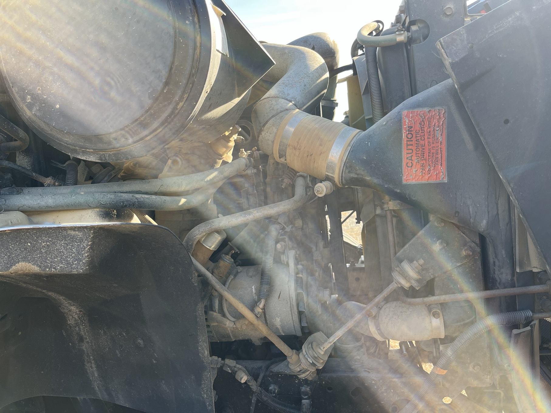 1997 INTERNATIONAL 8100 Dump Truck - Image 13