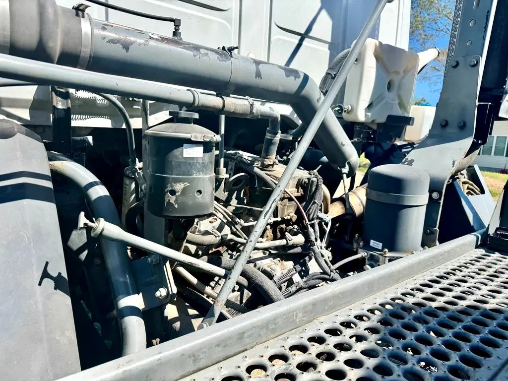 2007 STERLING SC8000 - Image 17