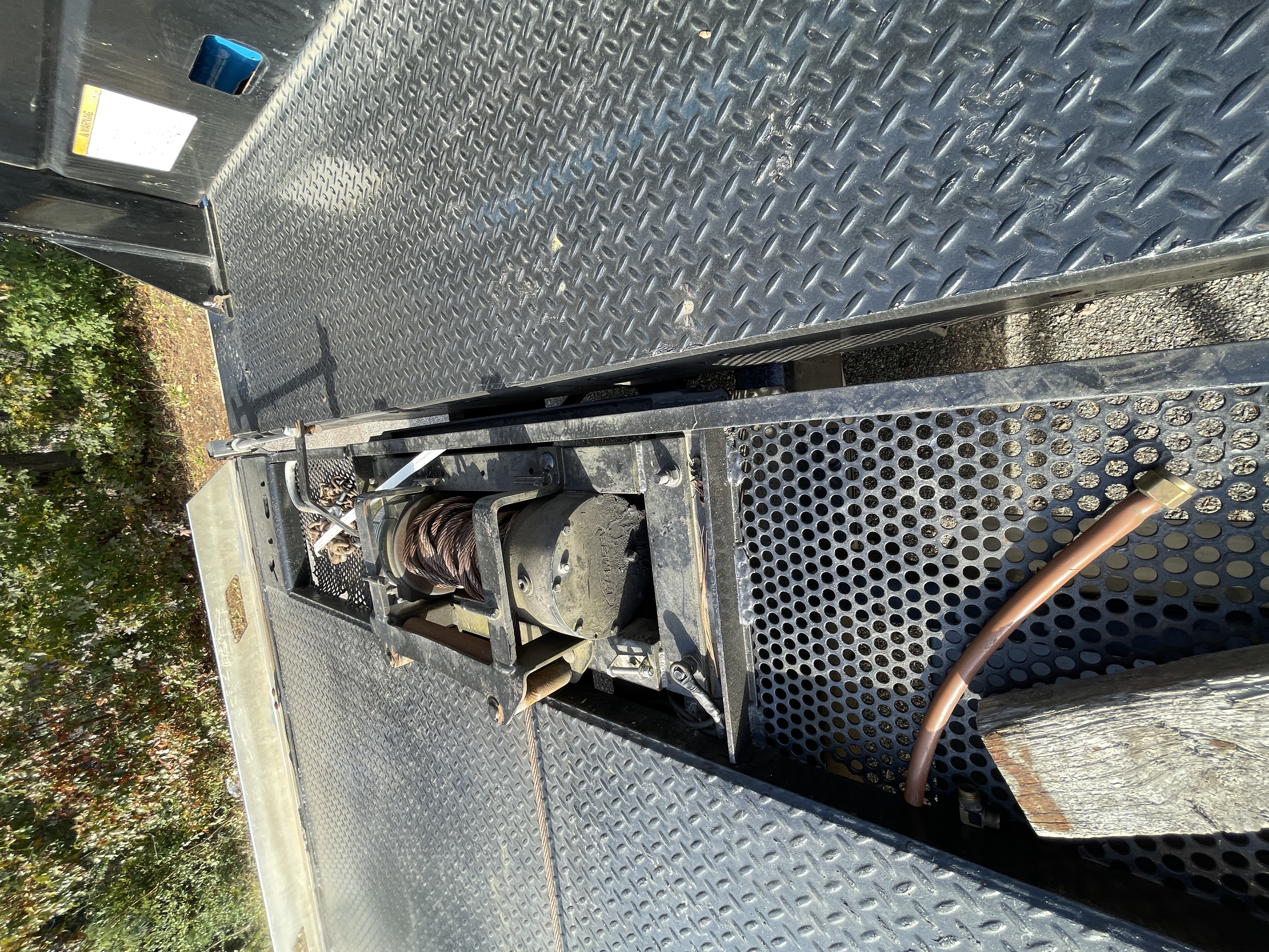 2005 FREIGHTLINER FL70 - Image 15