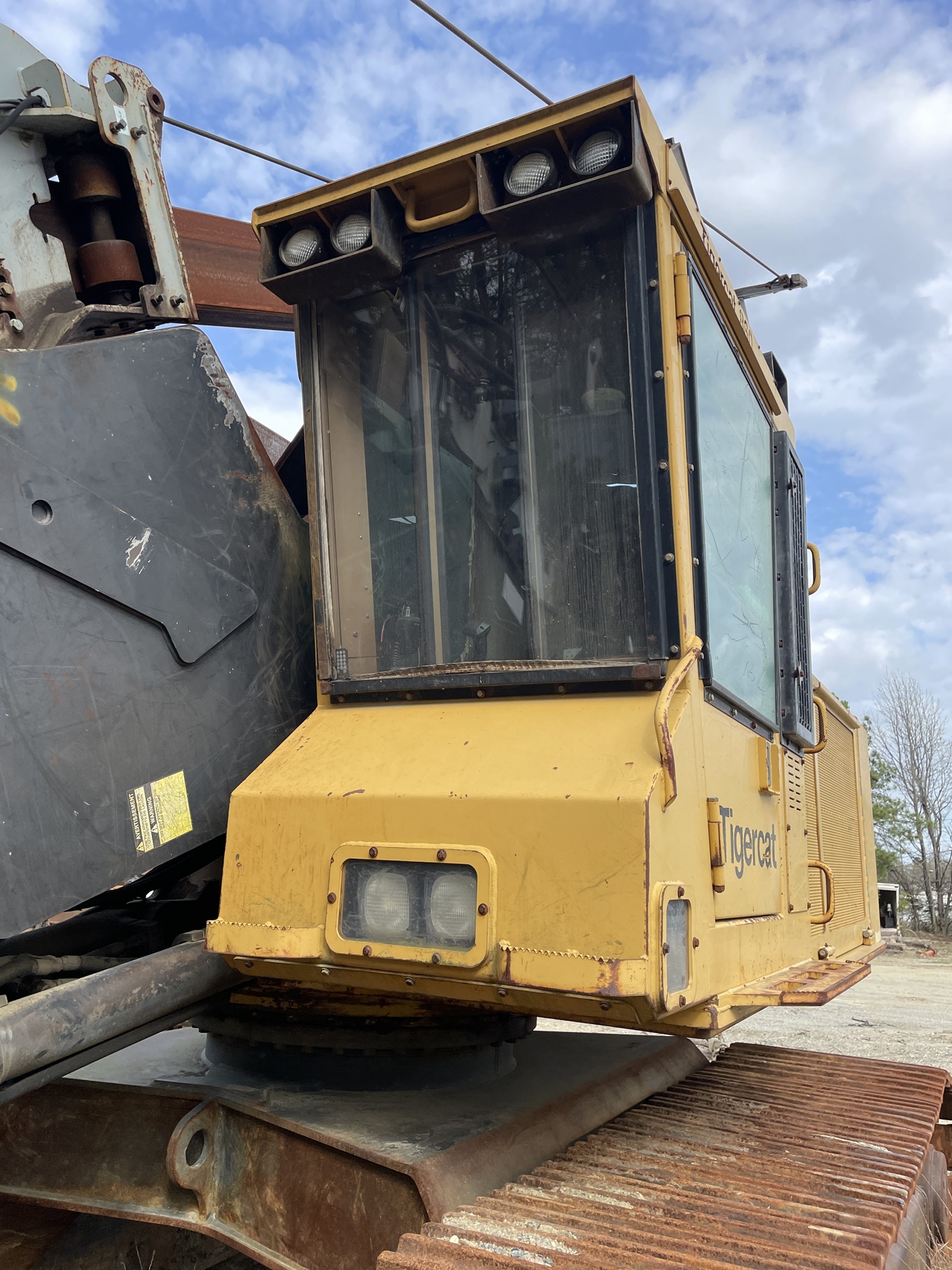 2000 TIGERCAT D860 - Image 3