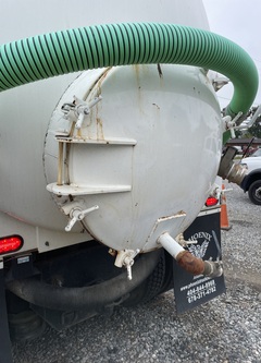 2013 FREIGHTLINER Cascadia 125 Vacuum - Image 9