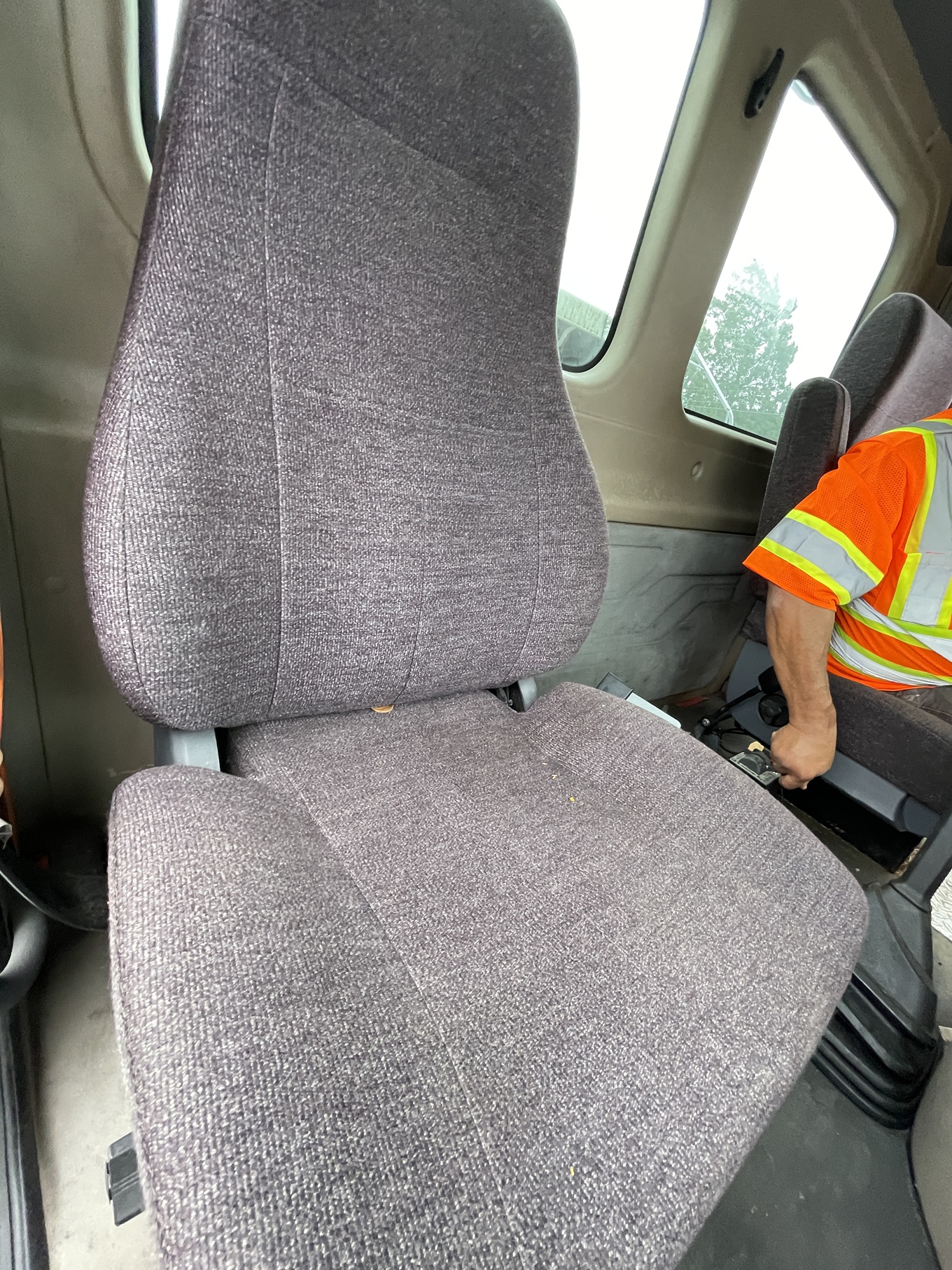 2013 FREIGHTLINER Cascadia 125 Vacuum - Image 29