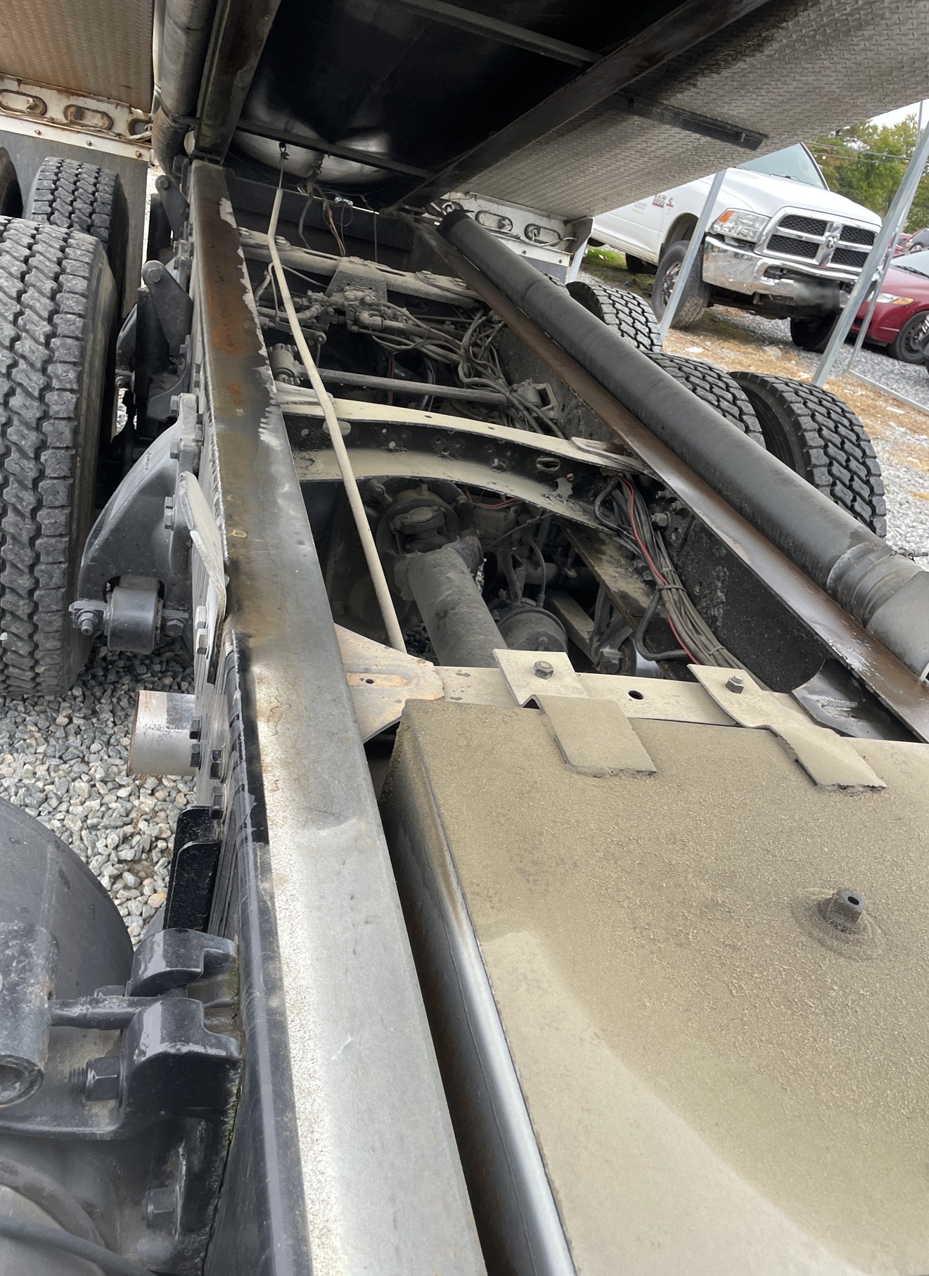 2013 FREIGHTLINER Cascadia 125 Vacuum - Image 32