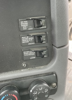 2013 FREIGHTLINER Cascadia 125 Vacuum - Image 20