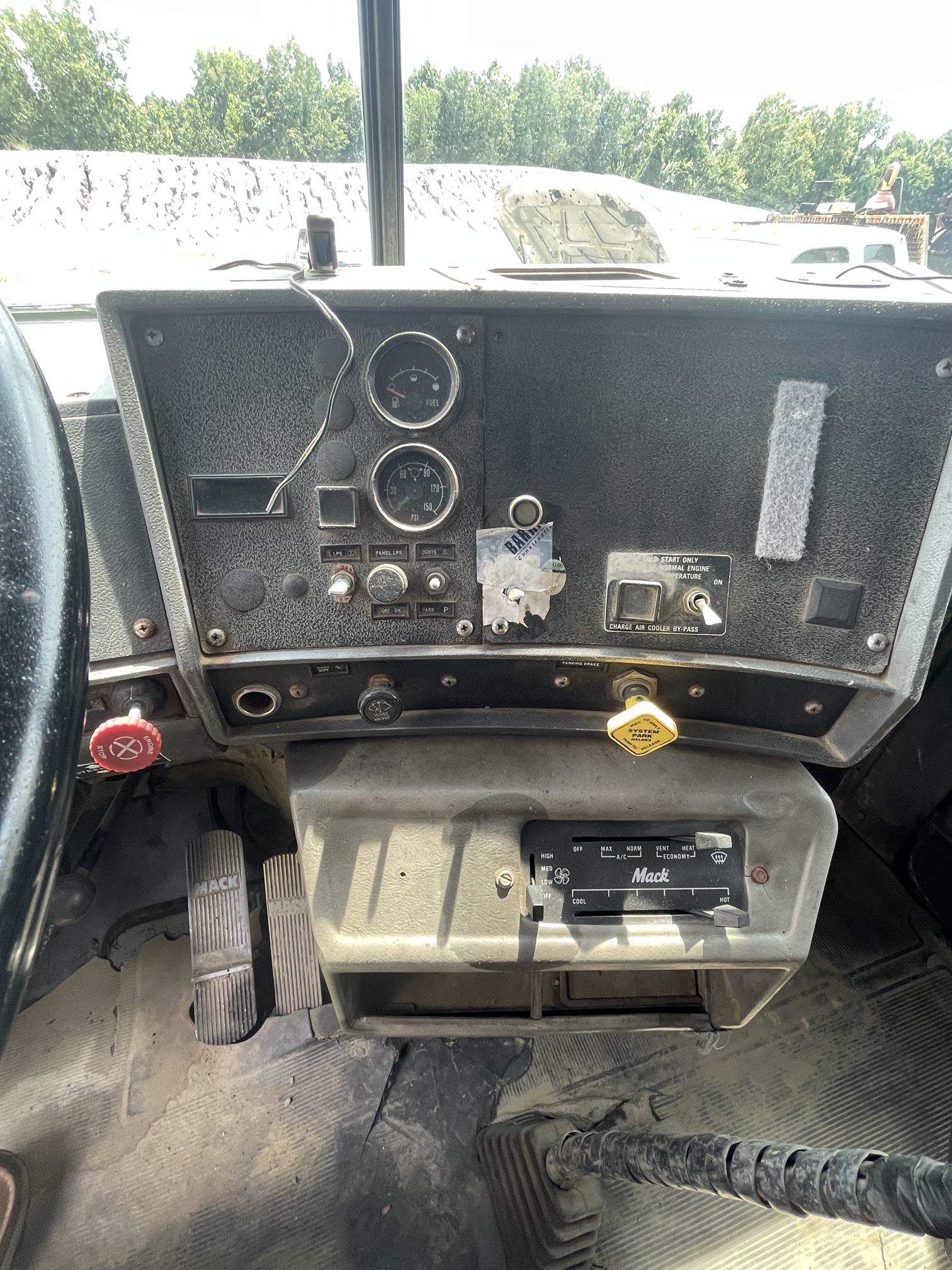 1993 MACK RD 690S - Image 12