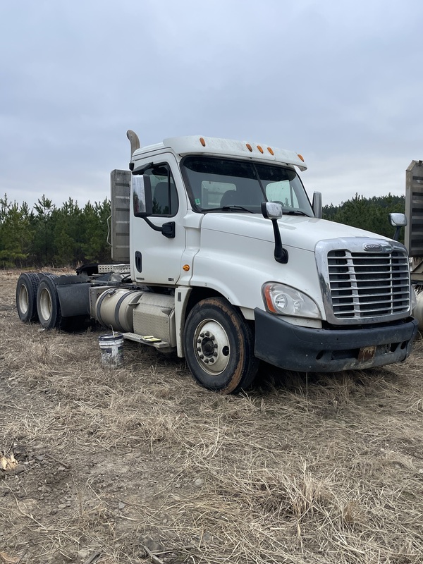 2012 FREIGHTLINER Cascadia