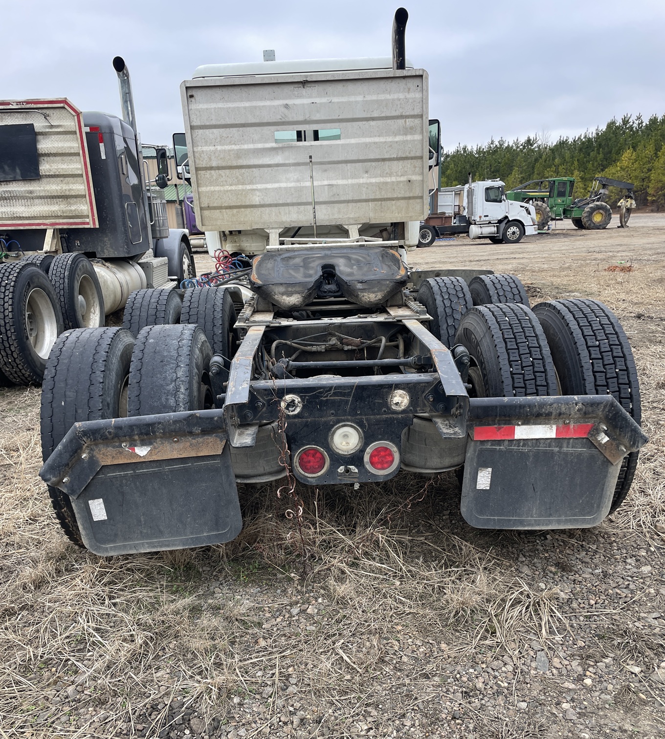 2012 FREIGHTLINER Cascadia - view 6 of 15