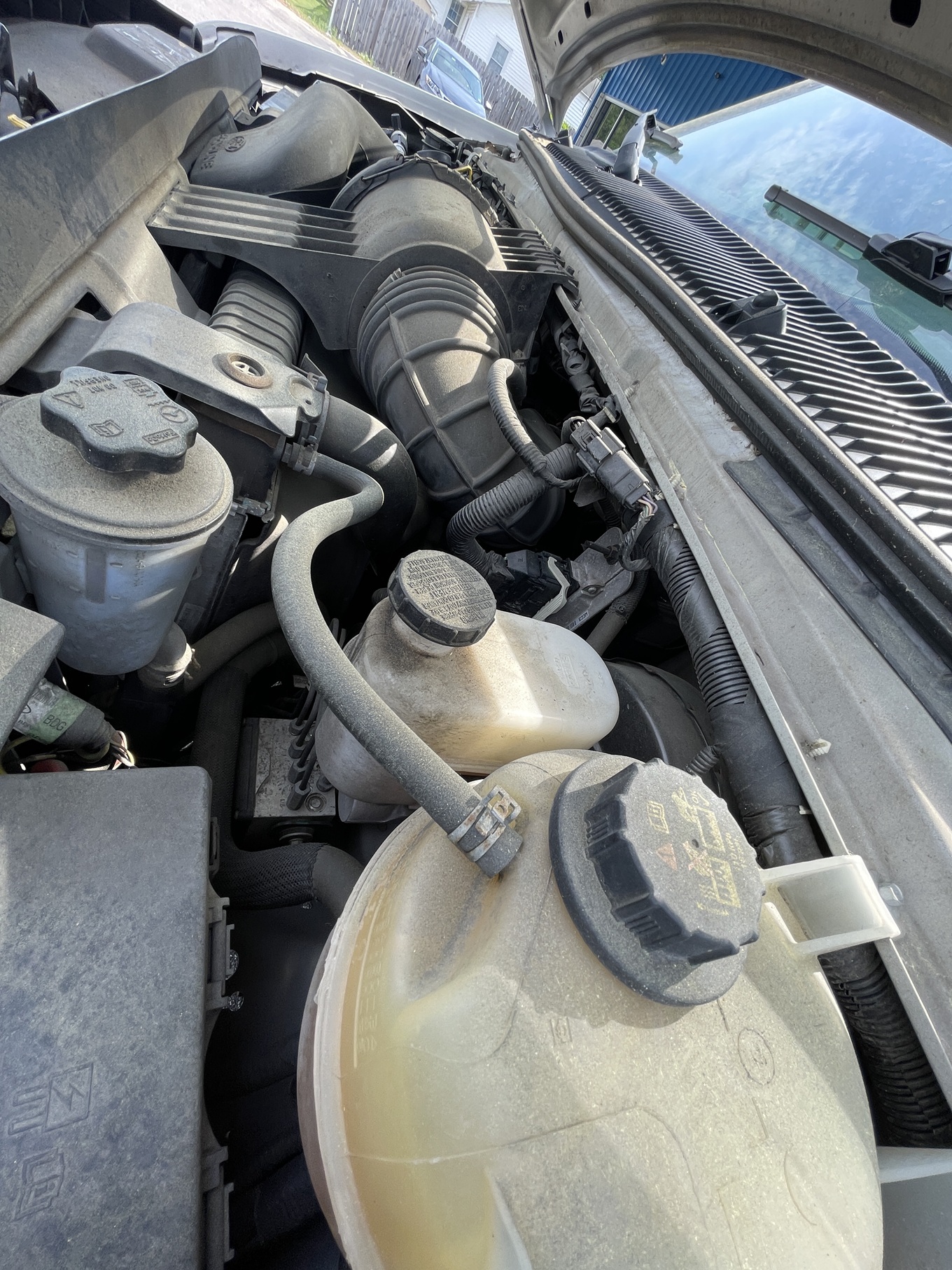 2014 FORD E250 Glass Hauler Cargo Van - Image 11