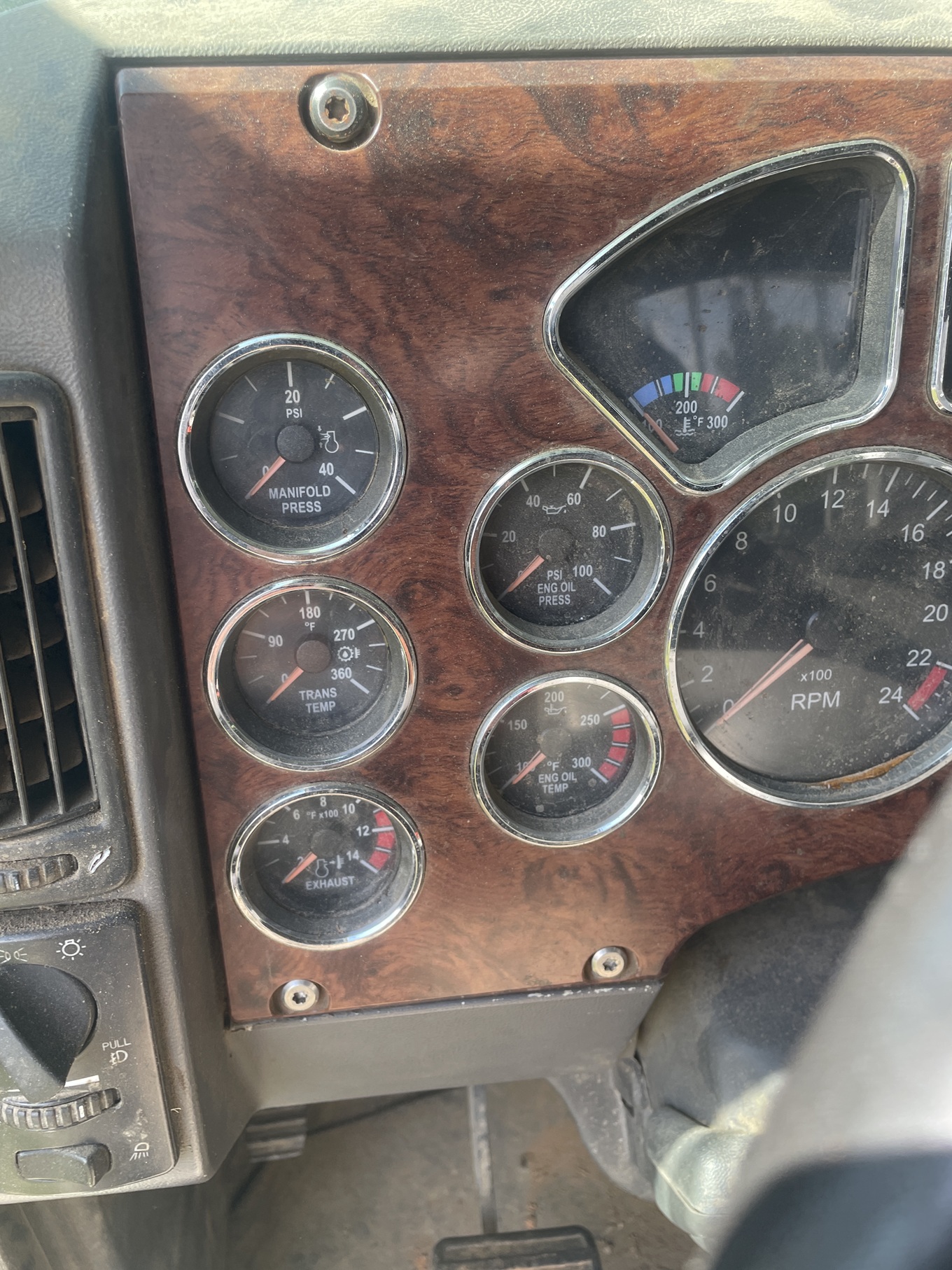 2008 MACK CHU 613 Pinnacle - Image 13