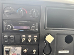 2010 INTERNATIONAL 4400 - Image 12