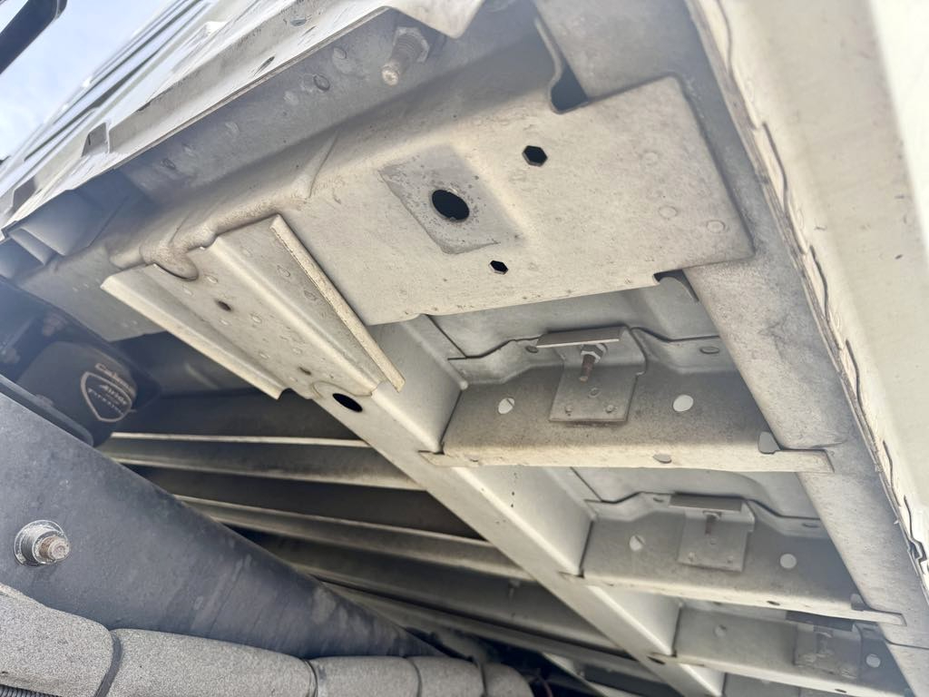 2010 INTERNATIONAL 4400 - view 16 of 18