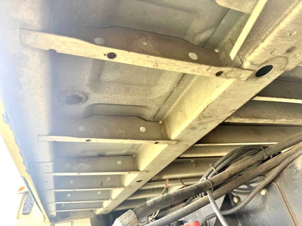 2010 INTERNATIONAL 4400 - view 17 of 18