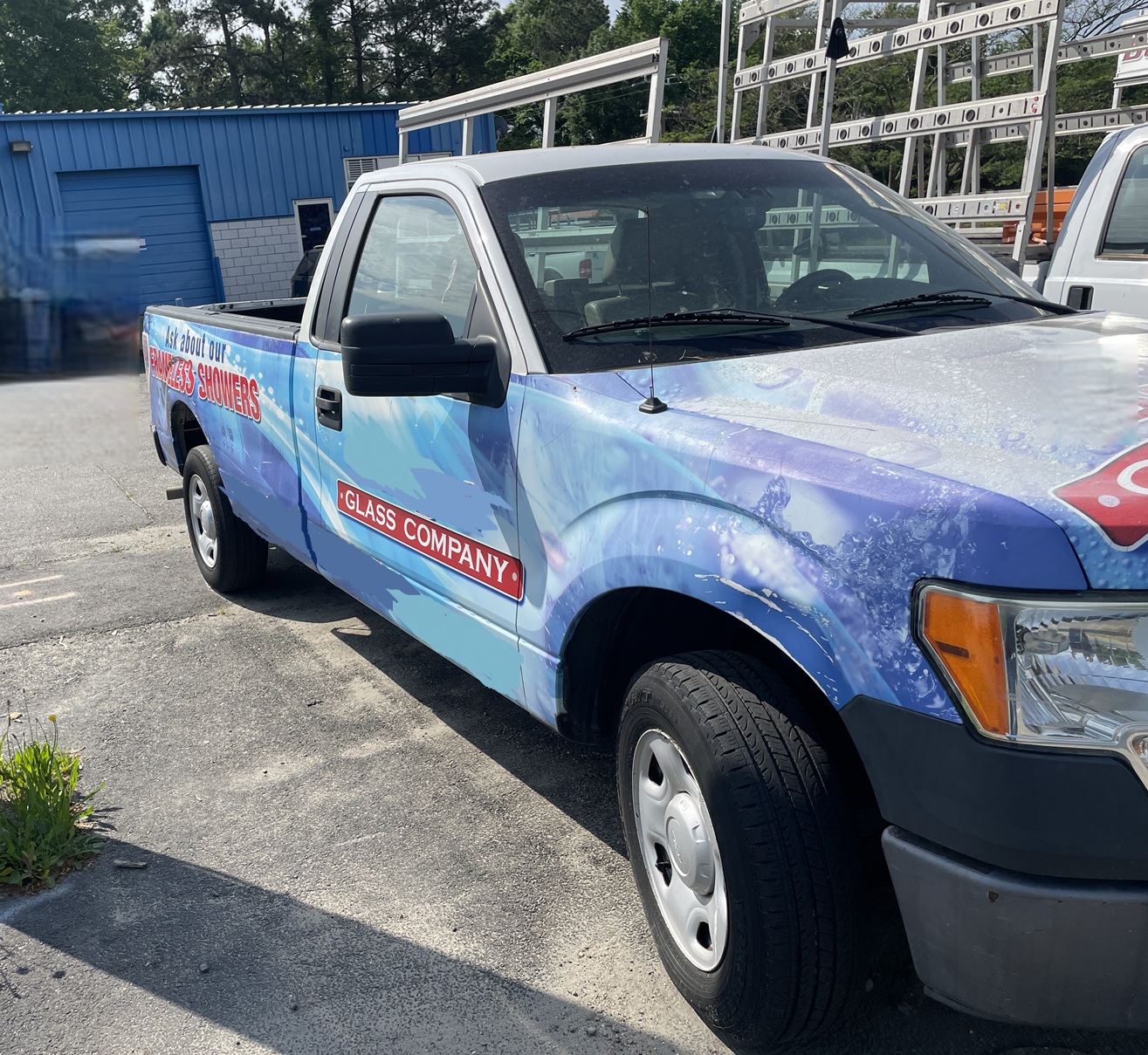 2009 FORD F150 Glass Truck - view 5 of 17