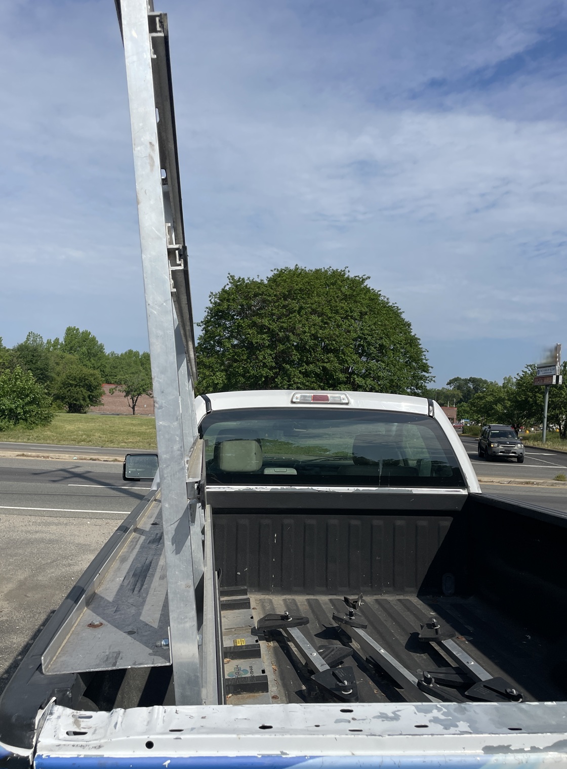 2009 FORD F150 Glass Truck - view 4 of 17