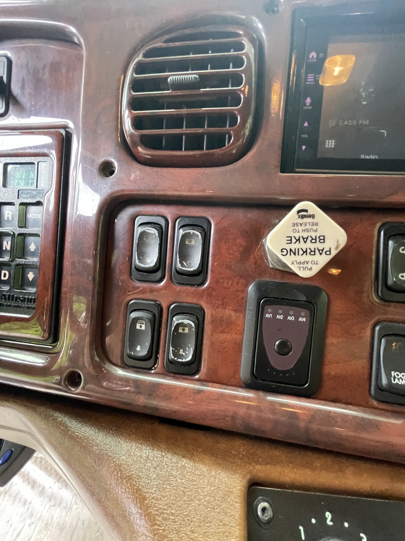 2007 FREIGHTLINER M2 Sport Chassis - Image 35