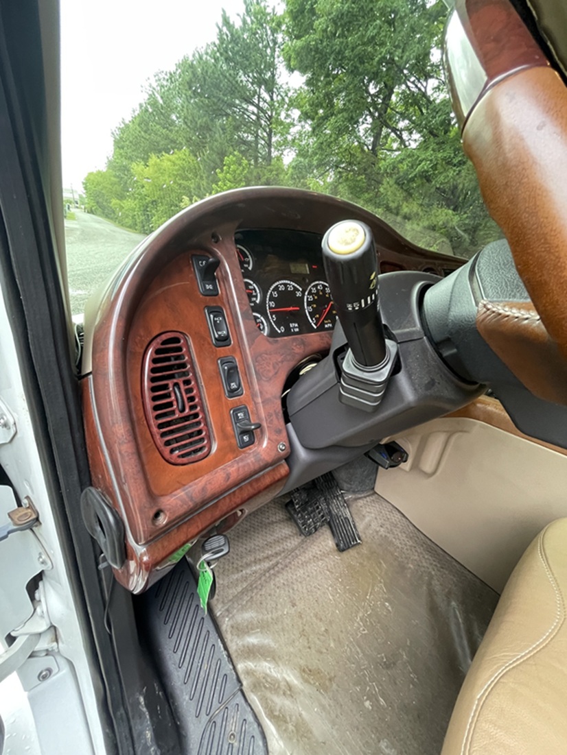 2007 FREIGHTLINER M2 Sport Chassis - Image 29