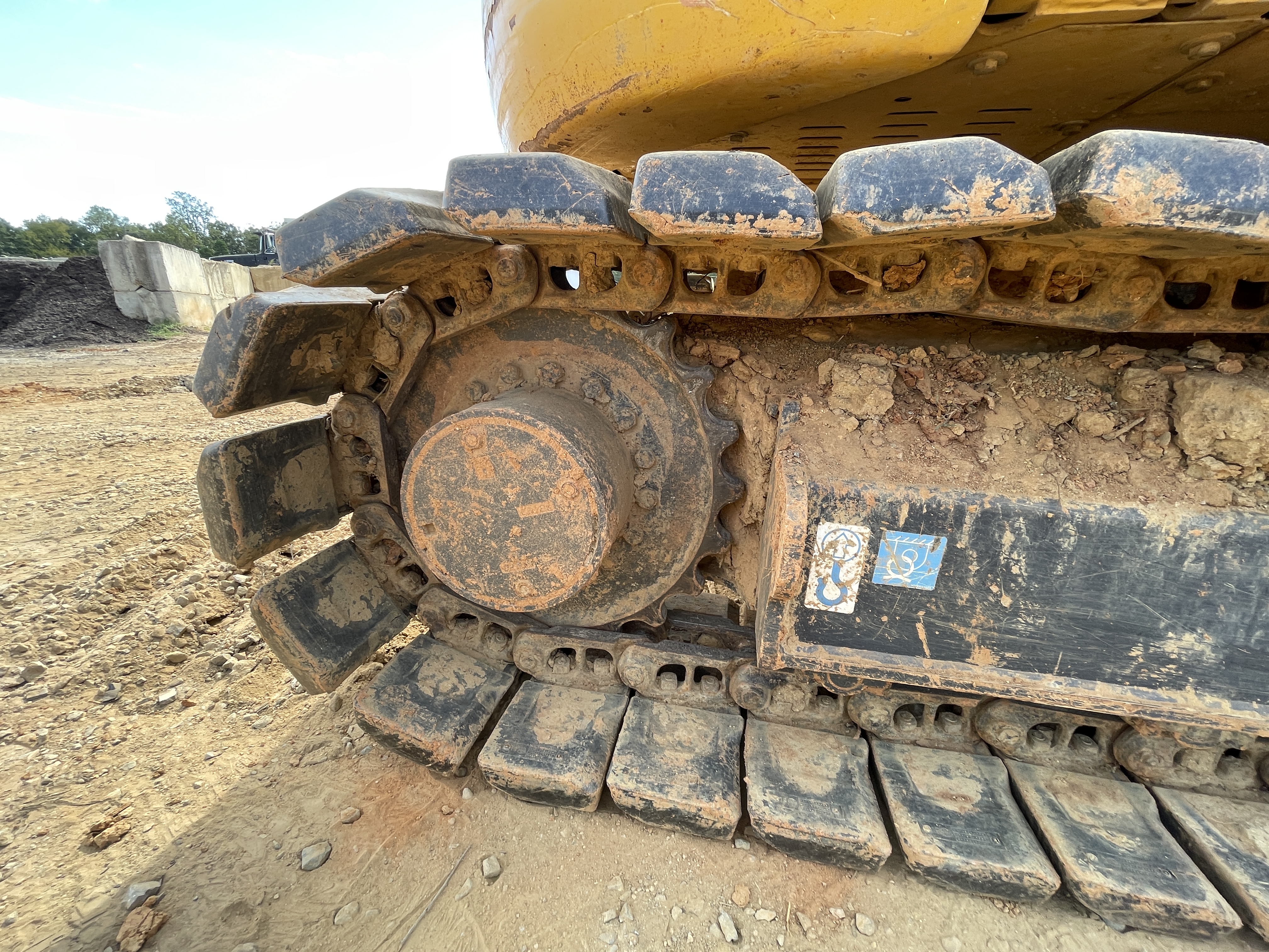 2020 DEERE 85G - view 15 of 30