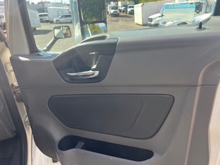 2019 INTERNATIONAL LT625 - view 17 of 26
