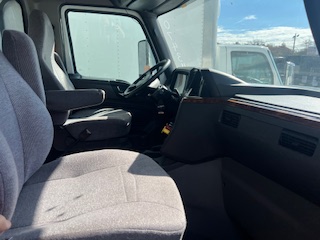 2019 INTERNATIONAL LT625 - view 18 of 26