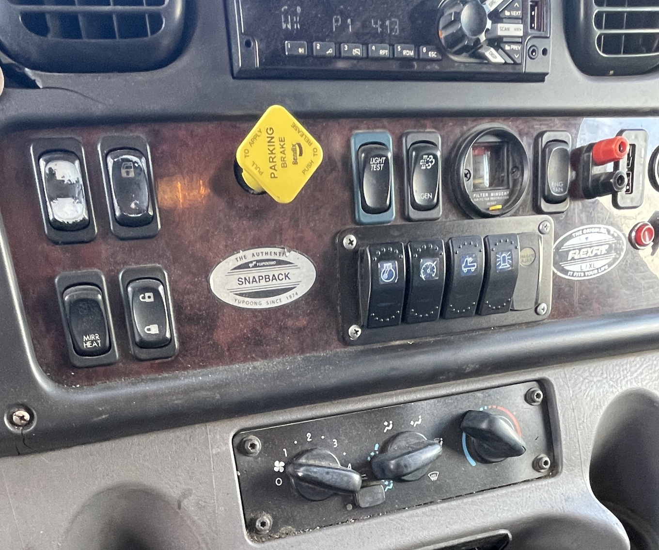 2021 FREIGHTLINER M2 Refuse - Image 19