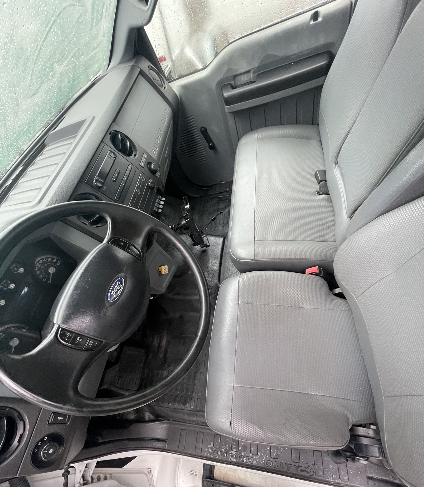 2015 FORD F750 XL SD Flatbed - Image 11