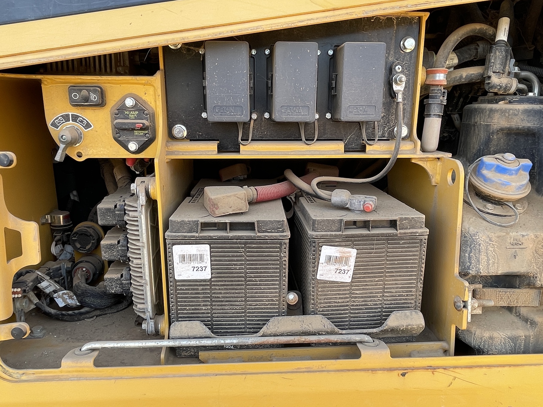 2019 DEERE 550K - Image 14