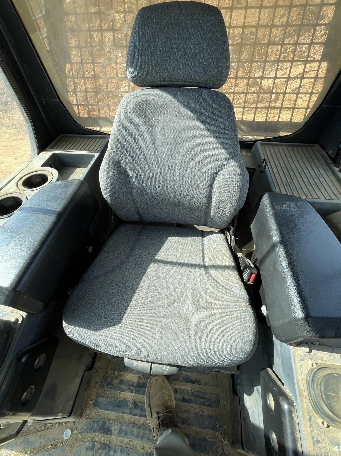 2019 DEERE 550K - view 17 of 23