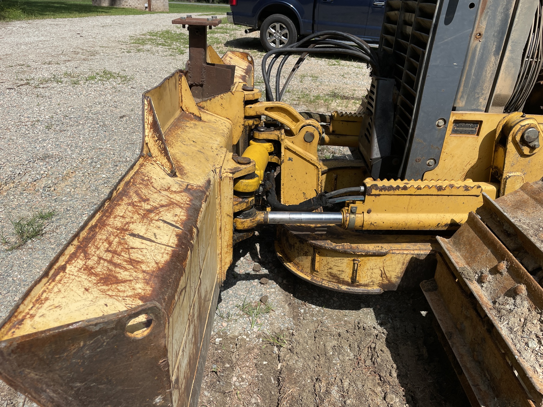 2002 DEERE 550H LGP - Image 9