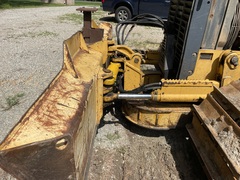 2002 DEERE 550H LGP - Image 9