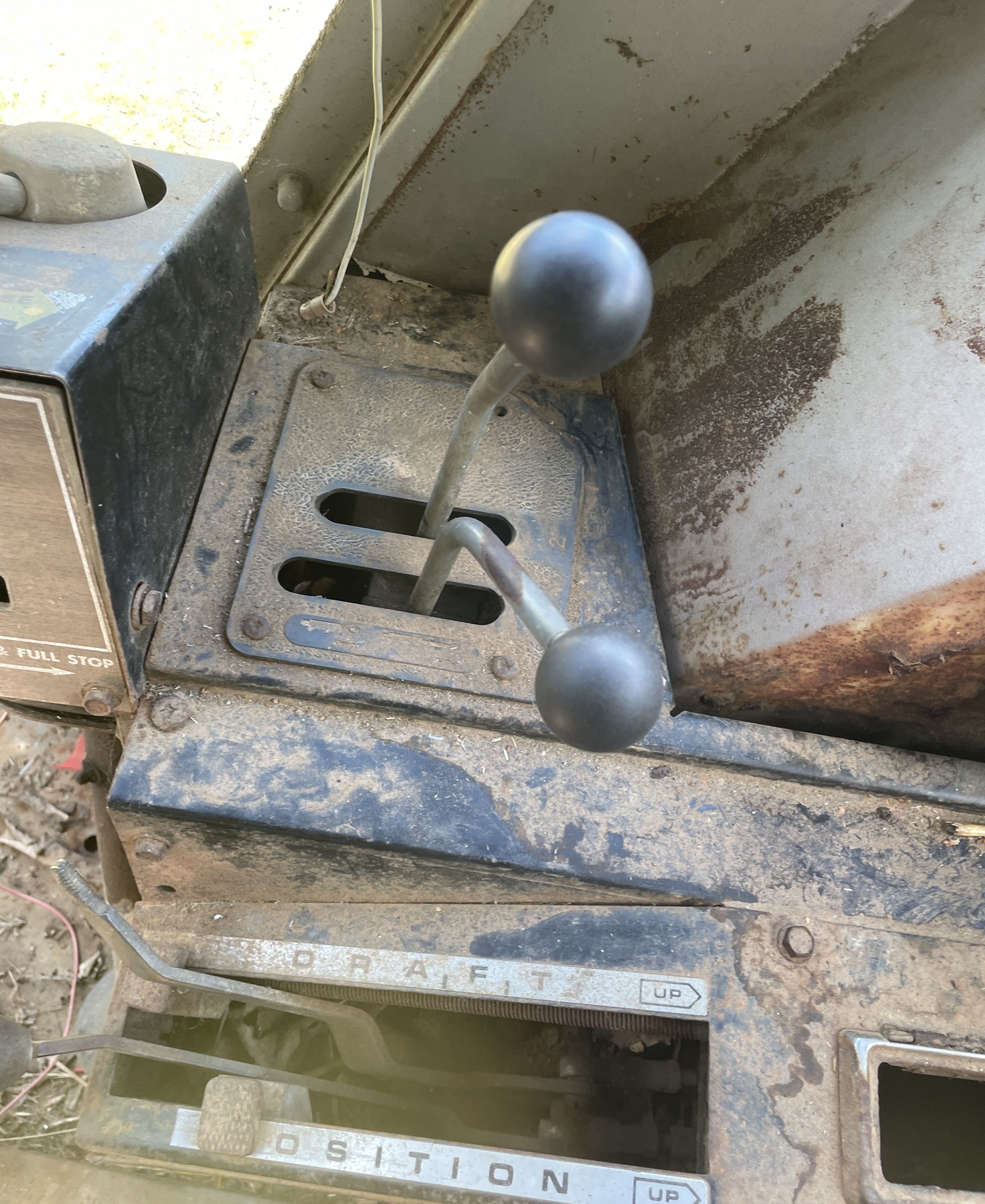 1975 MASSEY FERGUSON MF 2745 - view 17 of 24