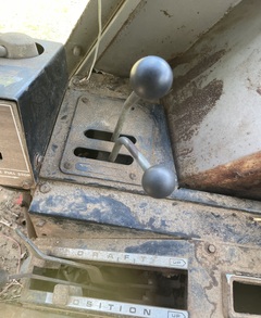 1975 MASSEY FERGUSON MF 2745 - Image 17