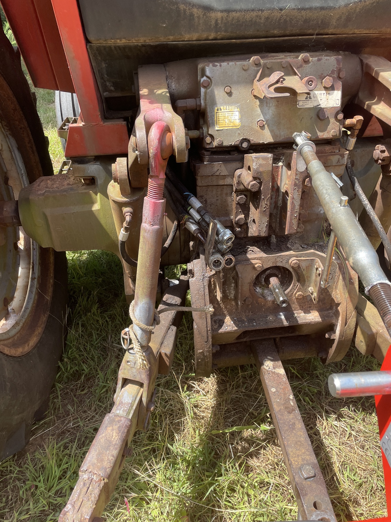 1975 MASSEY FERGUSON MF 2745 - Image 7