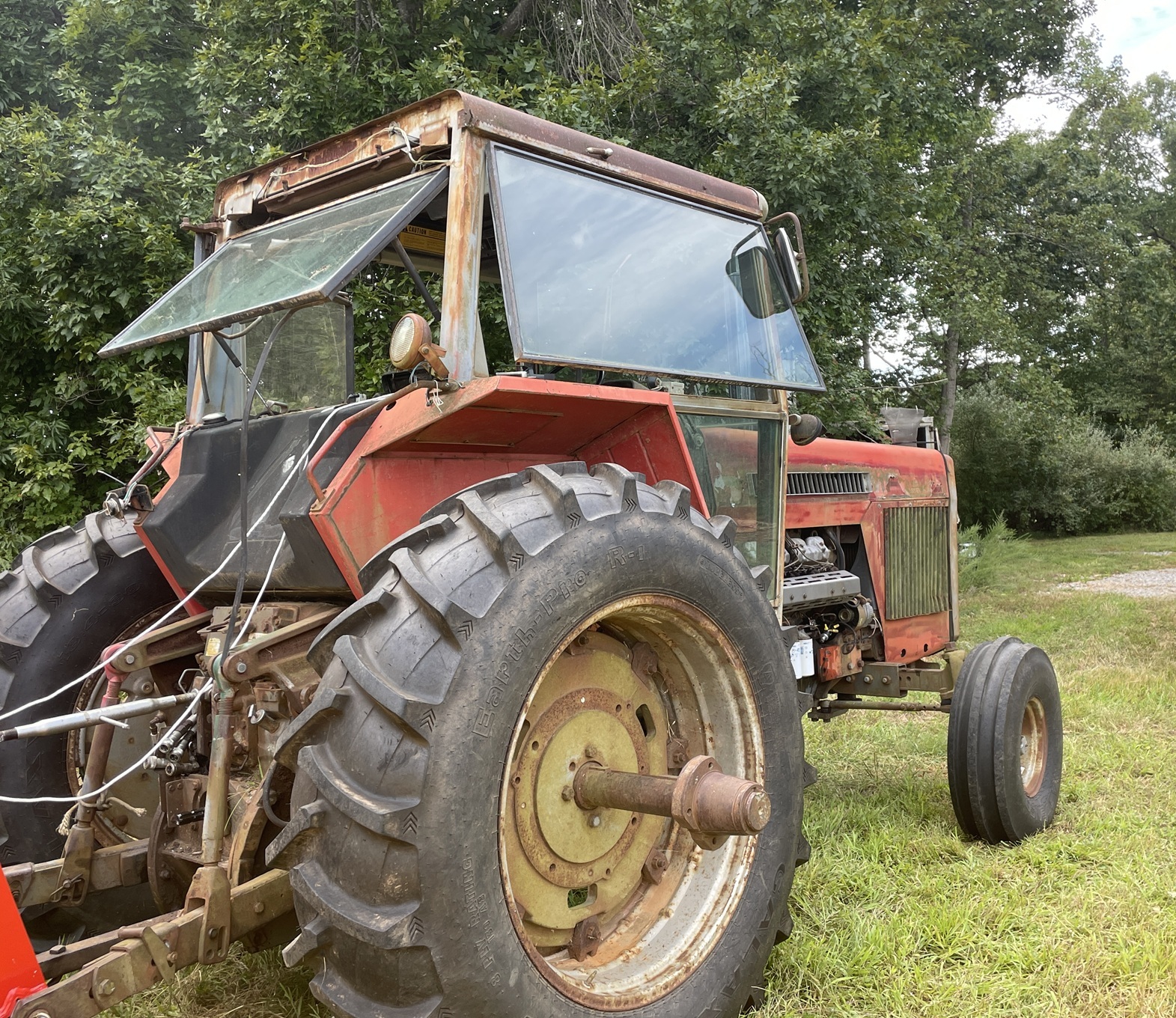 1975 MASSEY FERGUSON MF 2745 - view 2 of 24