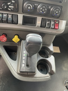 2015 KENWORTH T680 - Image 21