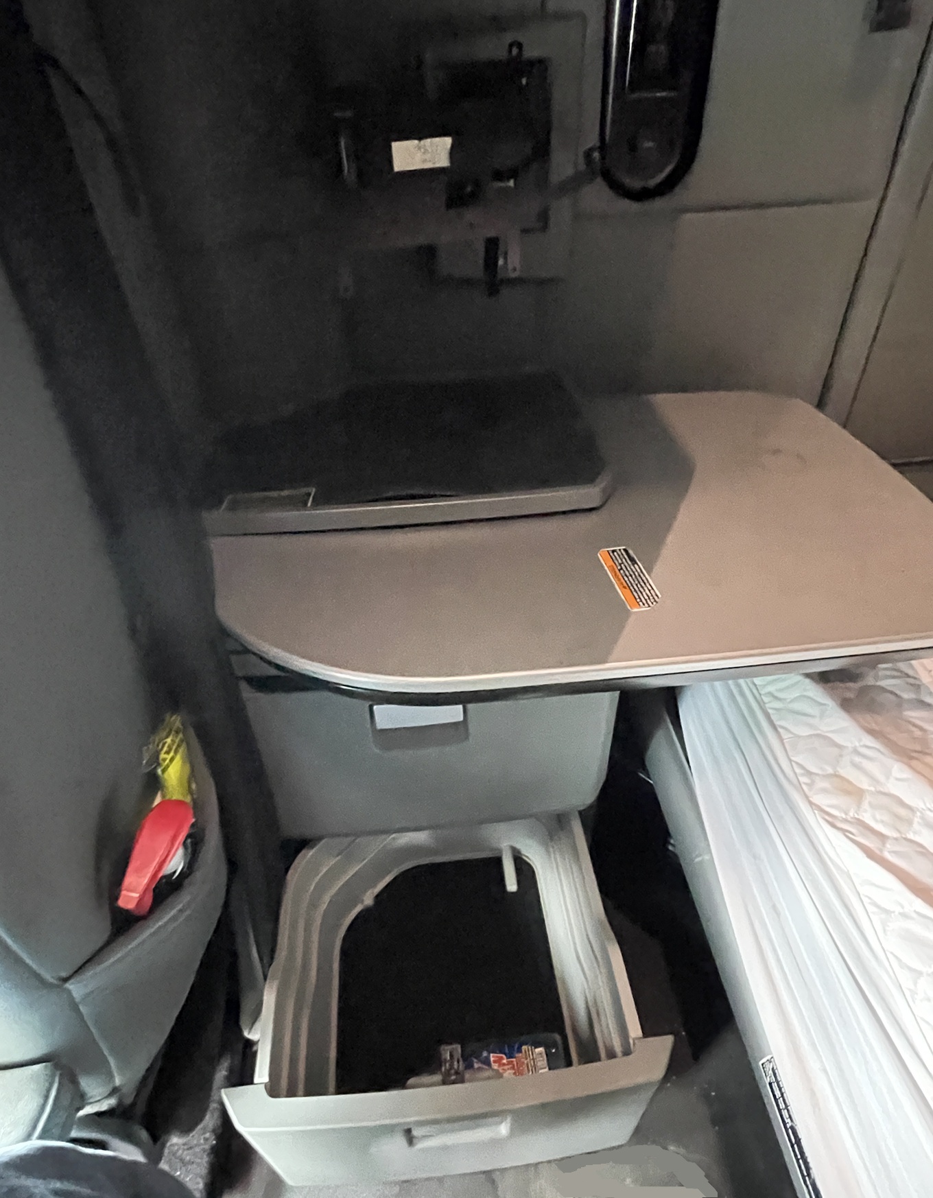 2015 KENWORTH T680 - Image 28