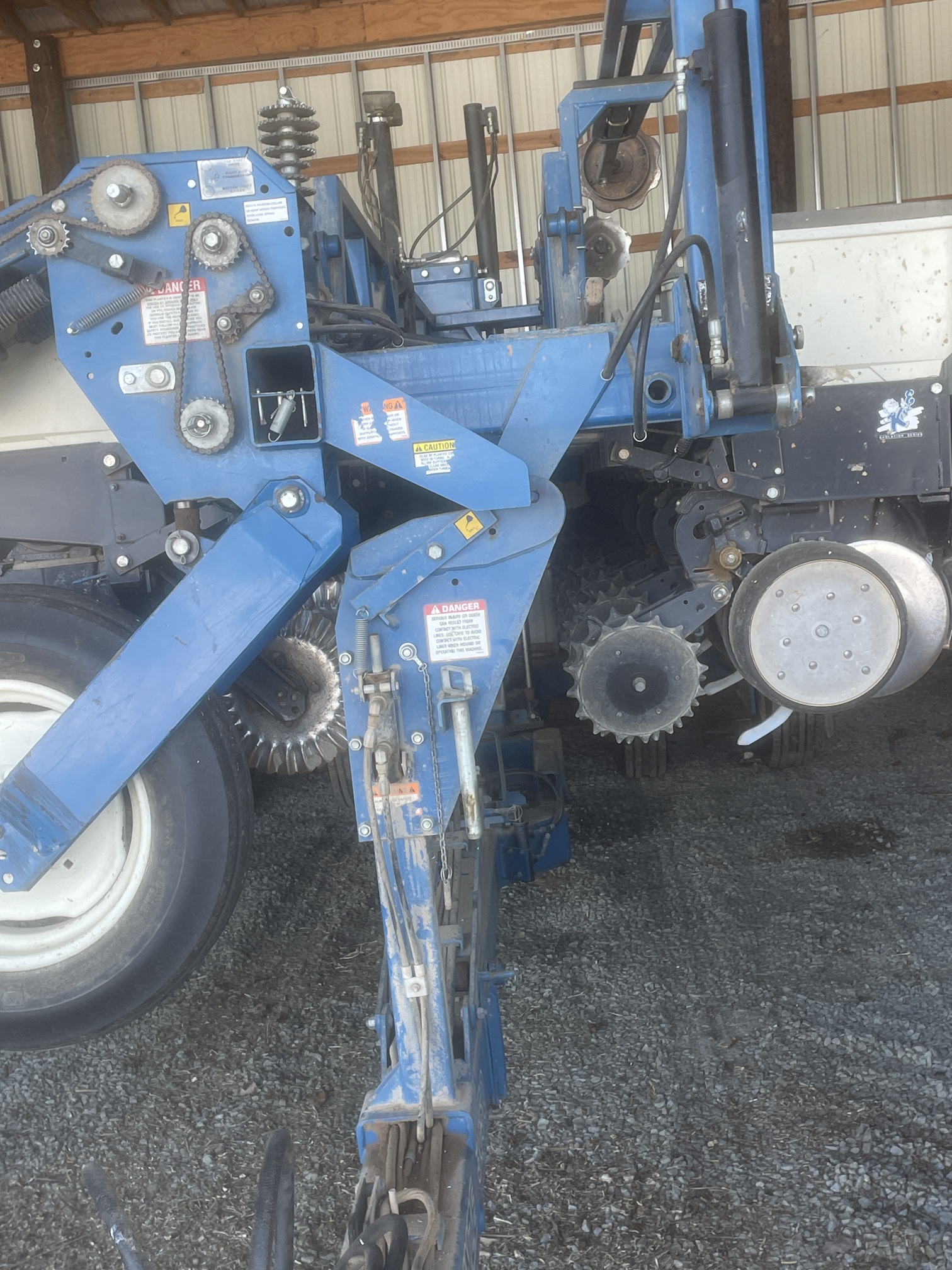 2010 KINZE 3650 - Image 23