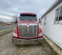 2015 PETERBILT 579 Sleeper - Image 5