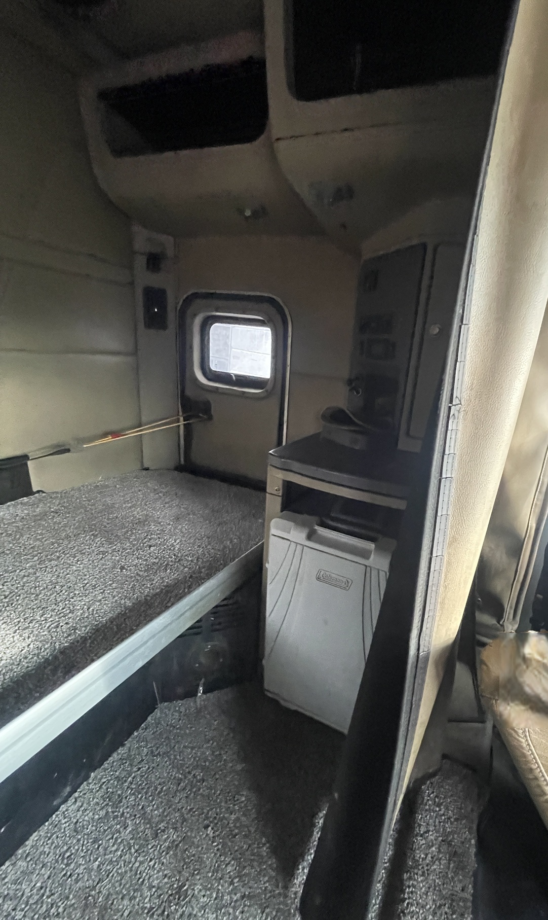 2015 PETERBILT 579 Sleeper - view 17 of 17