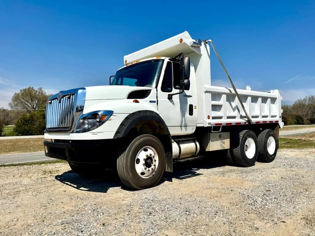 2012 INTERNATIONAL 7600 - Image 2