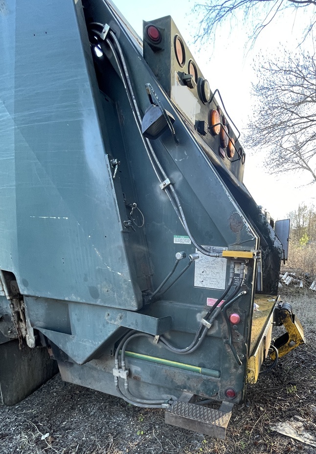 2010 MACK LEU TERRA PRO Refuse - Image 6