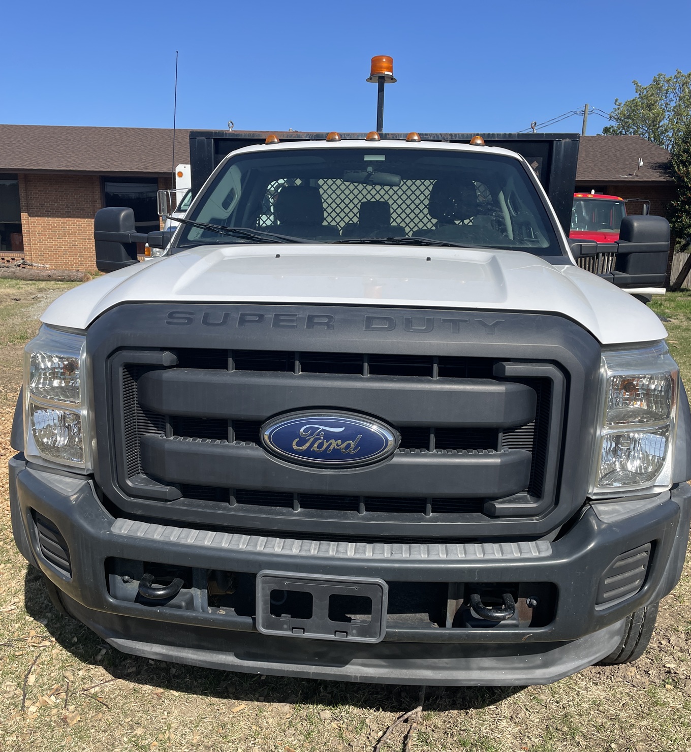 2013 FORD F550 Flatbed Liftgate - view 2 of 23