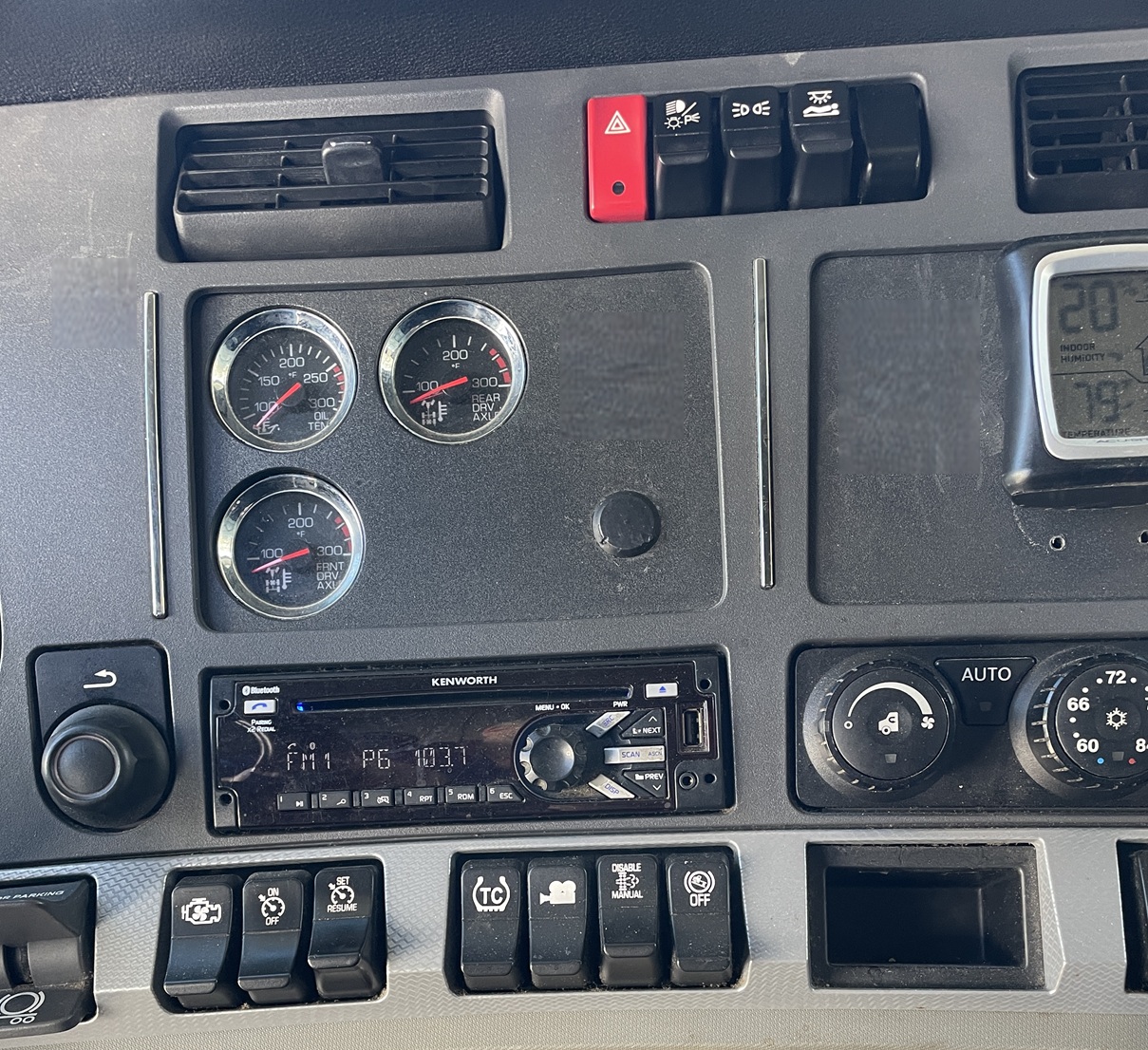 2020 KENWORTH T680 - Image 18