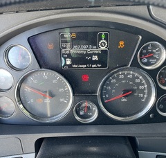 2020 KENWORTH T680 - Image 16