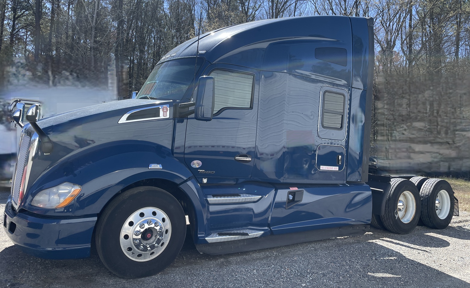 2020 KENWORTH T680 - view 2 of 30