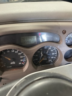 2006 MACK CL733 - Image 21