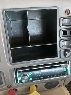 2006 MACK CL733 - Image 28